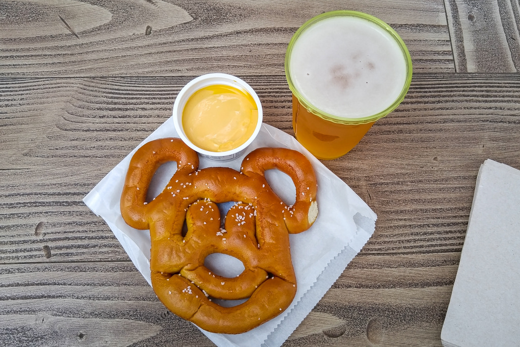 Mickey-Shaped Food - Pretzel 2