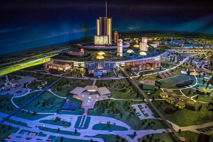 EPCOT model on People Mover